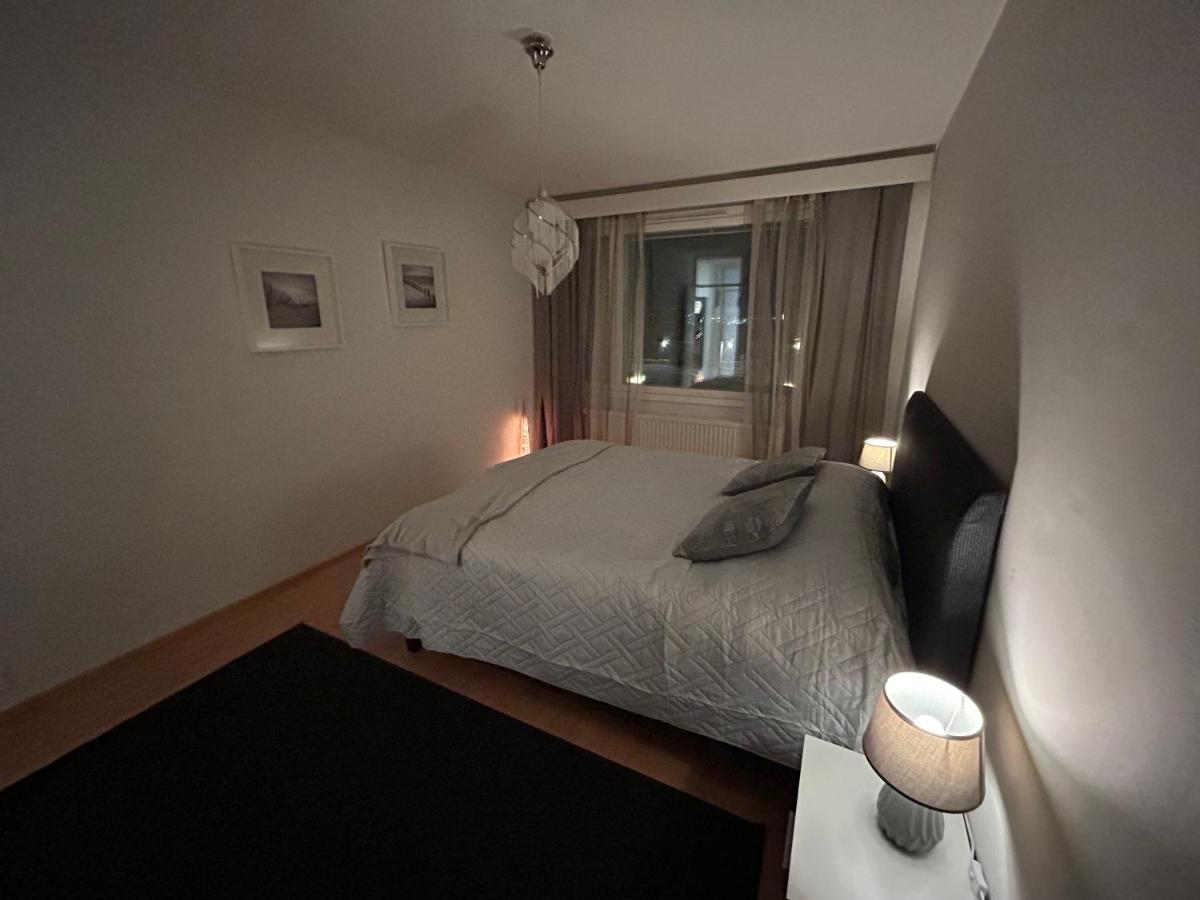 Keskustan Tilava Kaksio Lejlighed Rovaniemi Eksteriør billede